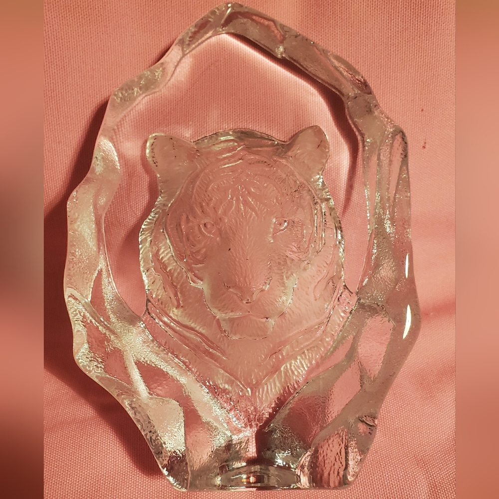 Glass Crystal Tiger